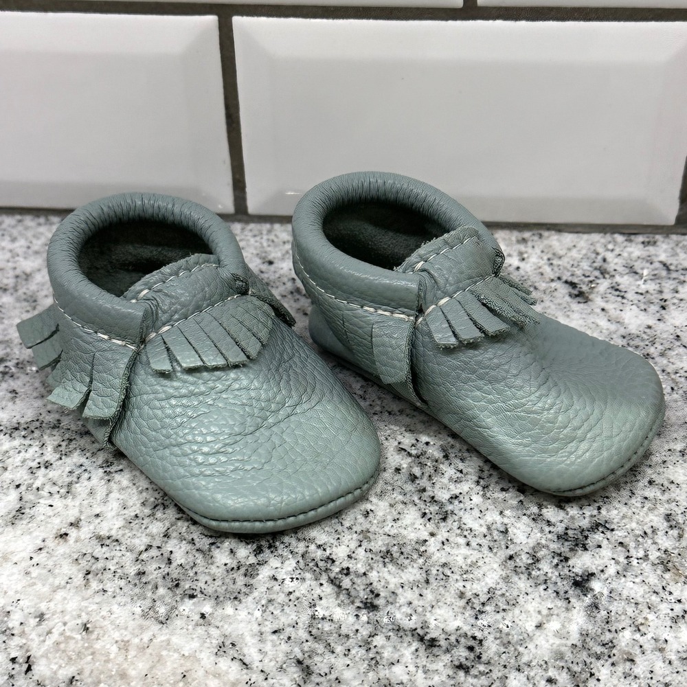 Freshly Picked Kids Size 2 Moccasin Sage Leather Fringed Soft Sole Boho Heirloom